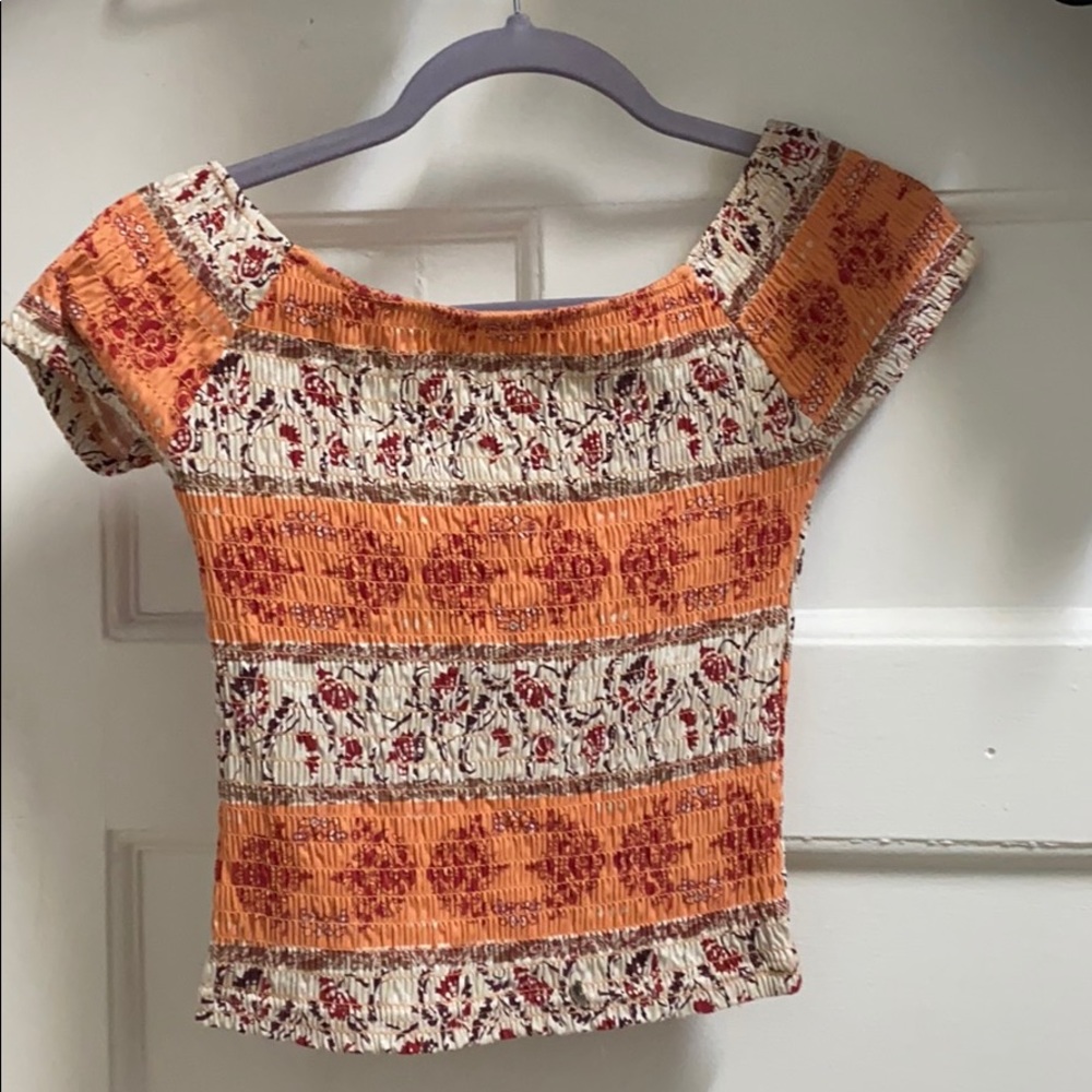 Crop top